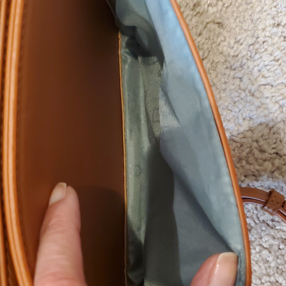 Pixie Mood Elegant Tan Crossbody Bag - Picture 4 of 8